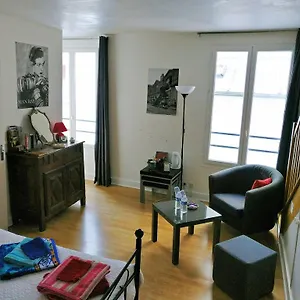 D'hôte Des Artistes , Paris France